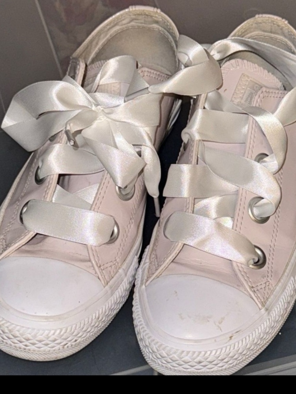 Converse Light Pink pastel Low-Top Sneakers with Satin Ribbon Laces